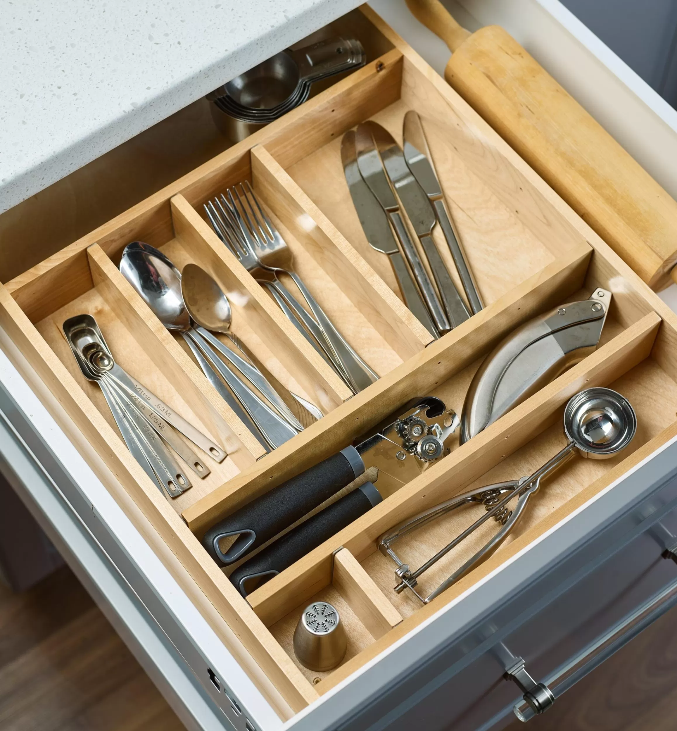 Lee Valley Adjustable Drawer Inserts