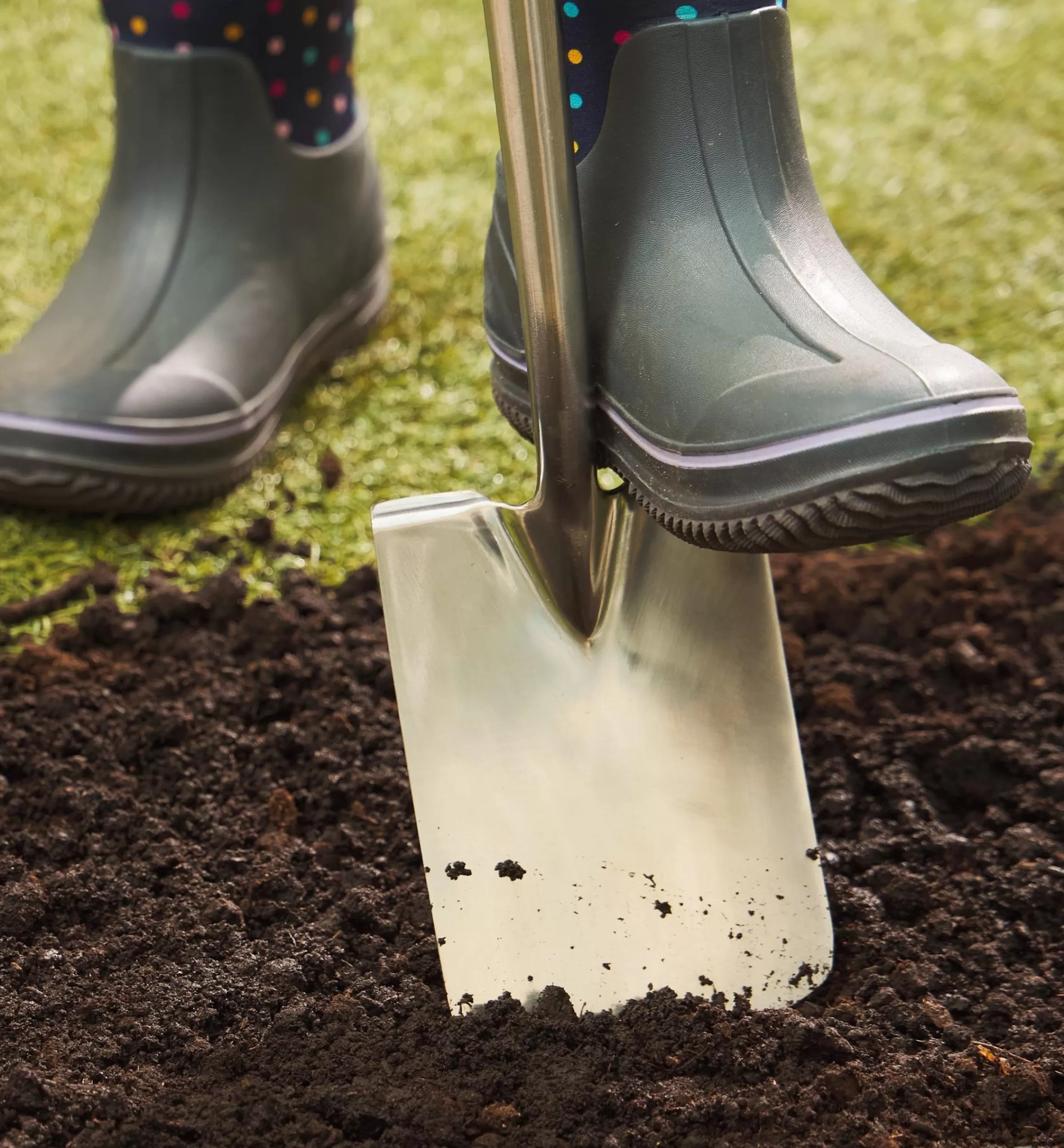 Lee Valley Children's Digging Spade