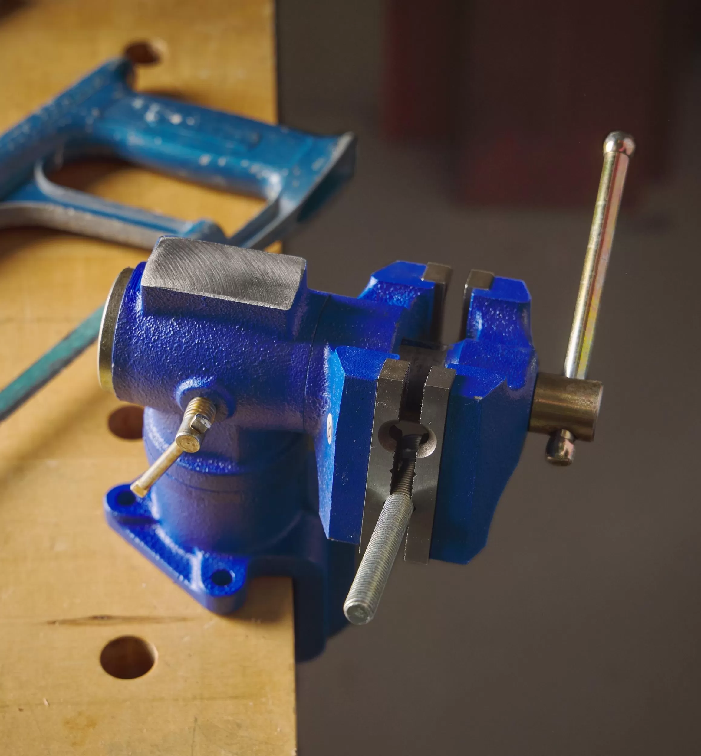 Lee Valley Clamp-On Articulating Vise