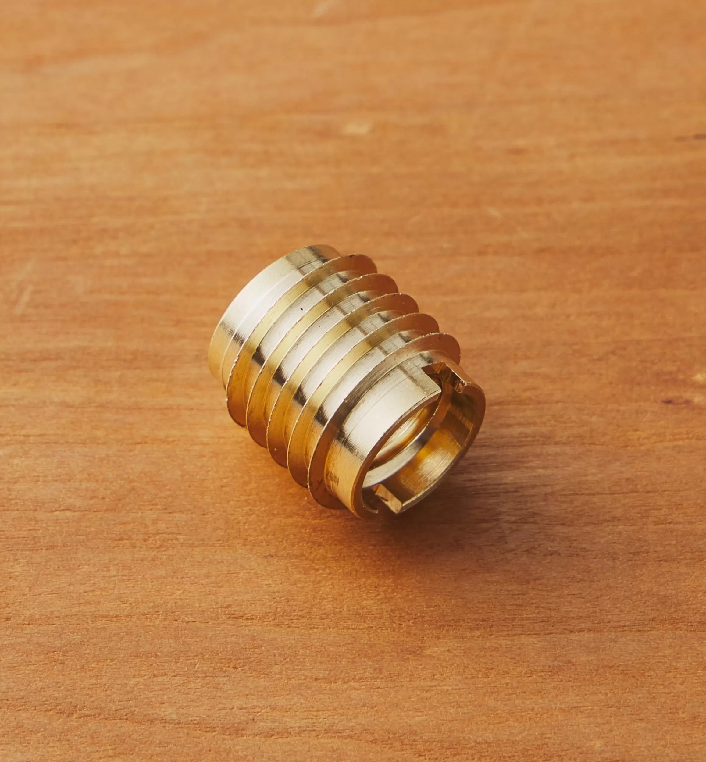 Lee Valley M10-1.5 Brass Knife-Edge Insert Nut
