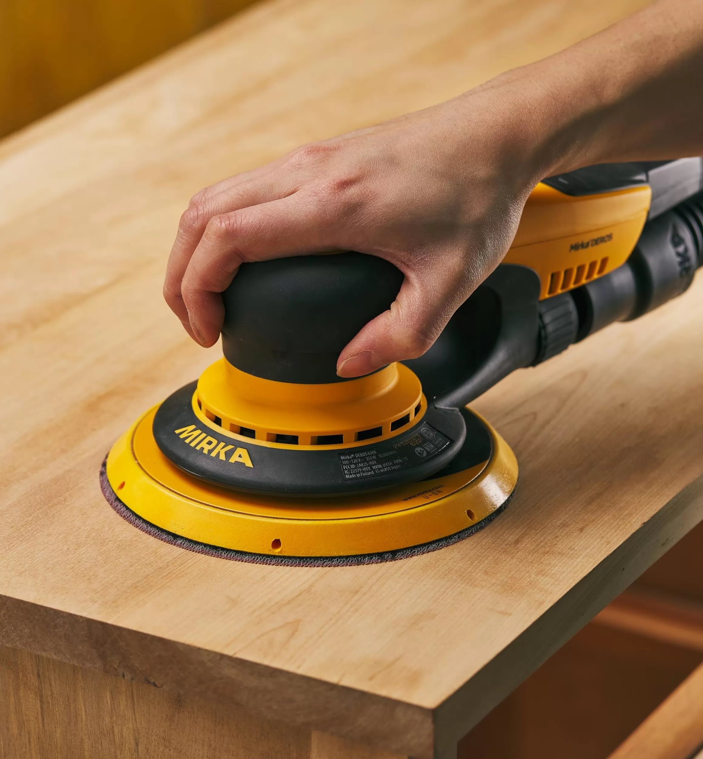 Lee Valley Mirka DEROS 6" Random-Orbit Electric Sander, 5mm Orbit, With Systainer Case