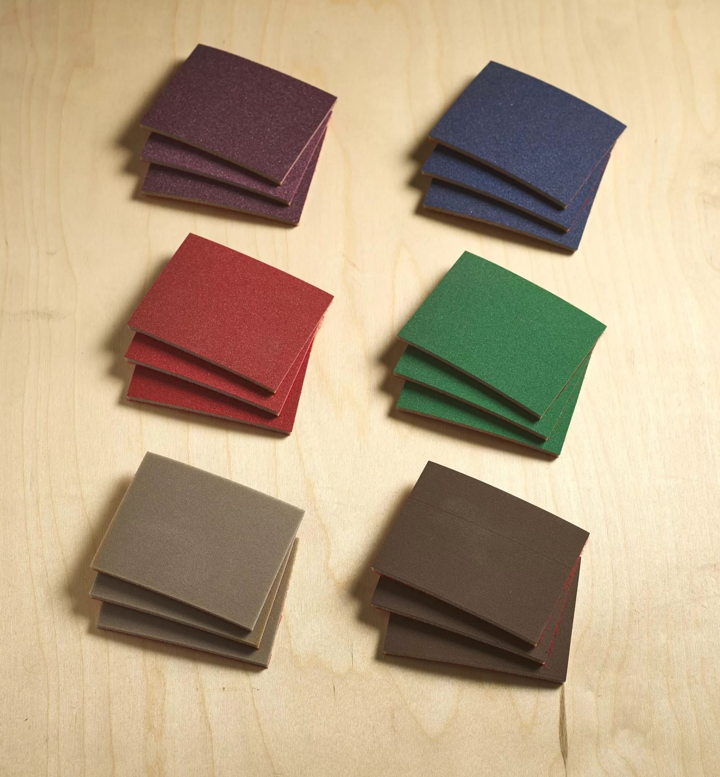 Lee Valley 18-Pc. Sample Pack Of Mirka HD 3" × 4" × 5mm Grip Abrasive Sponges