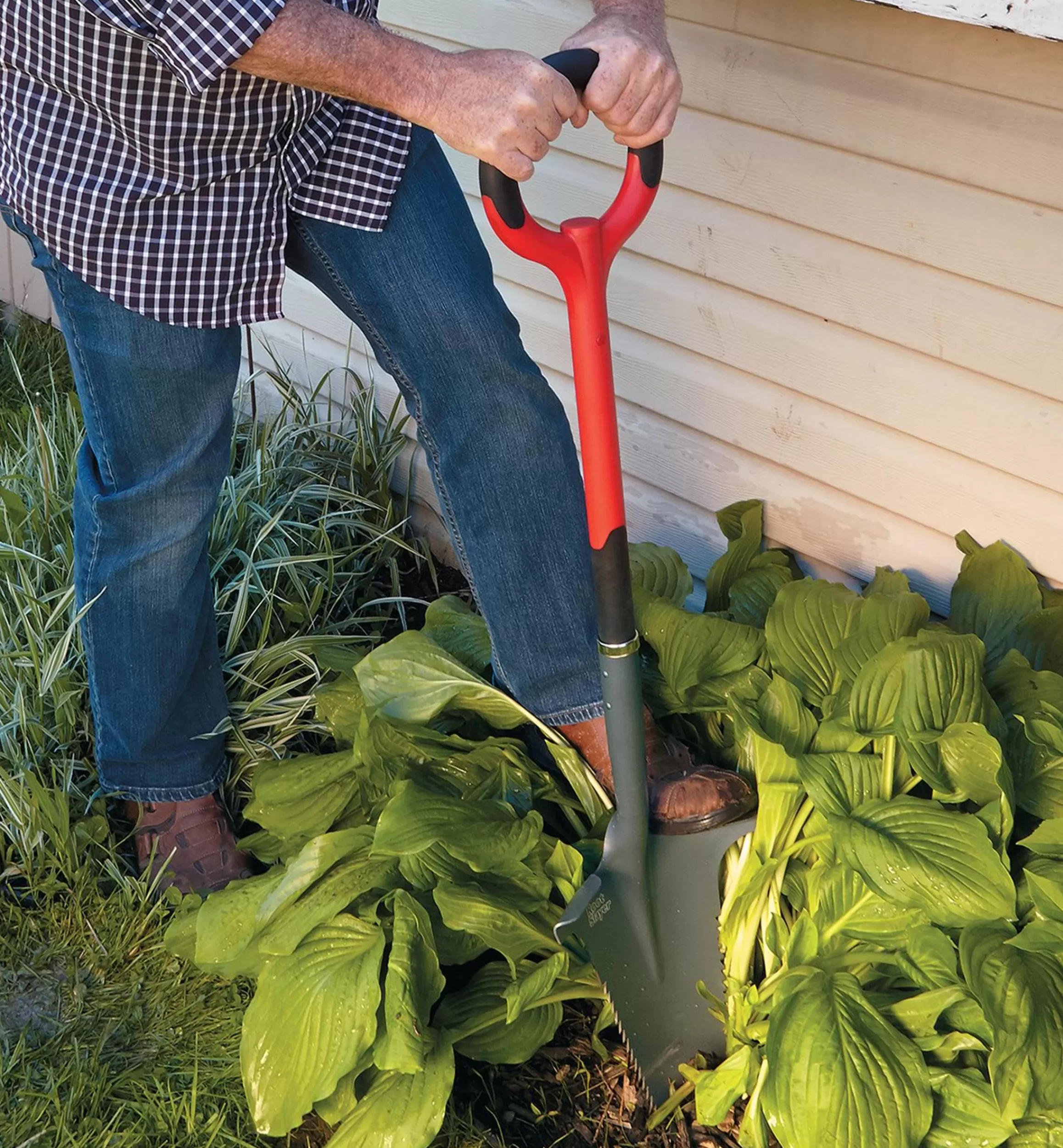 Lee Valley Radius Root-Cutter Transplant Spade