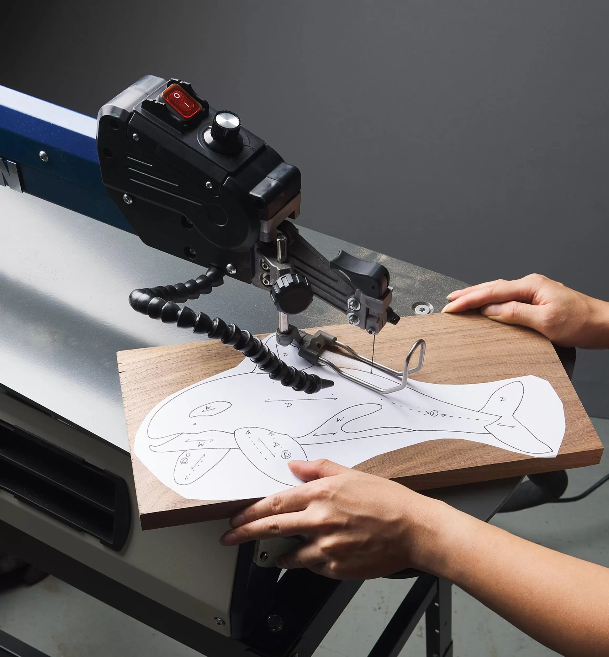 Lee Valley Rikon 22" Professional Variable-Speed Scroll Saw