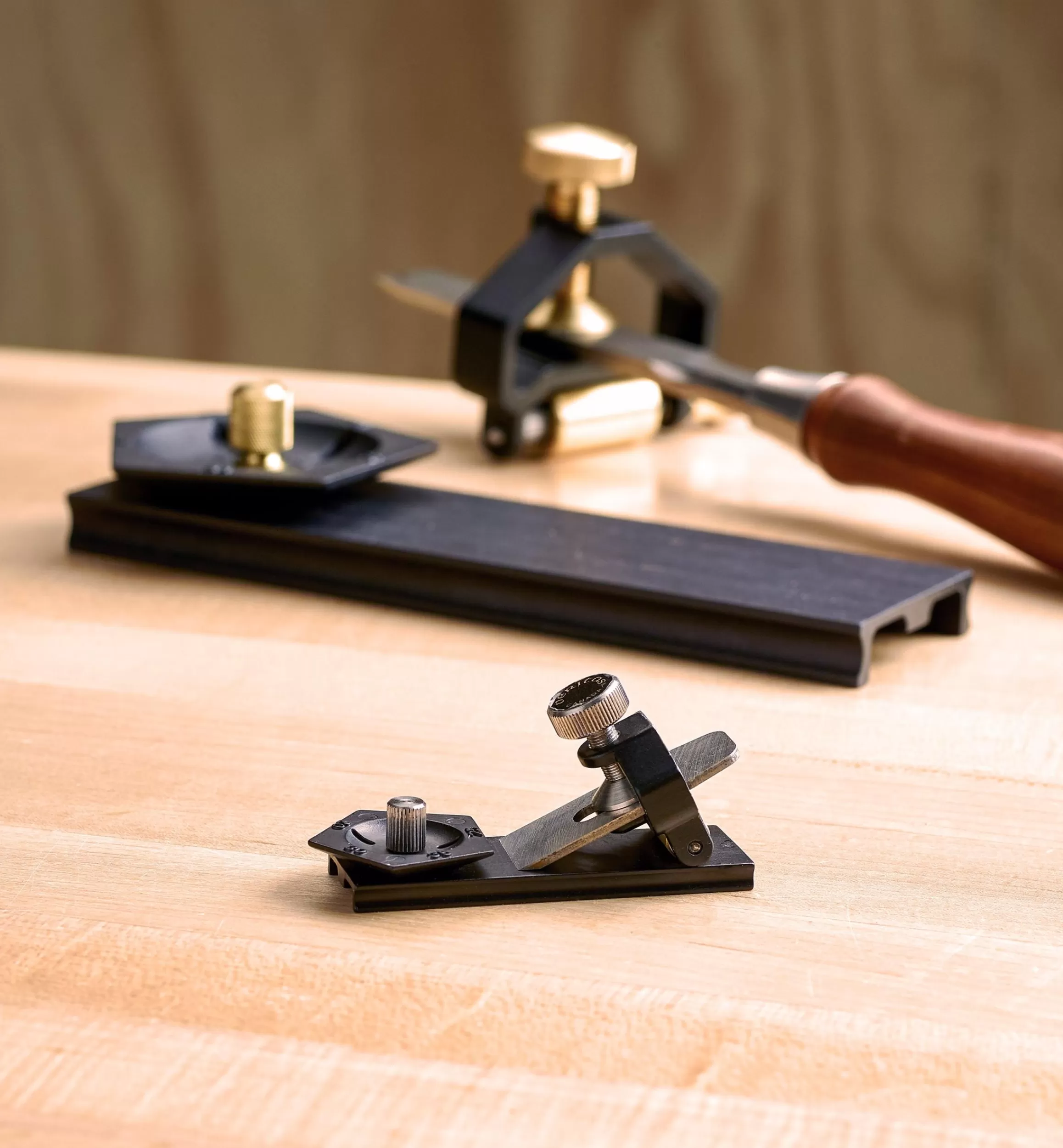 Lee Valley Veritas Miniature Honing Guide